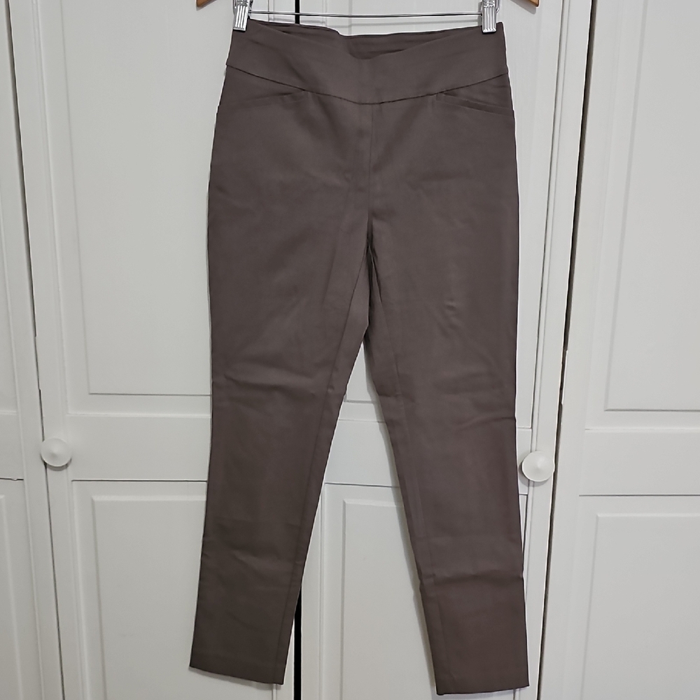 Chico's Taupe Ankle Pants